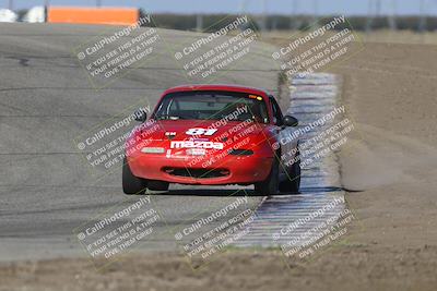 media/Oct-25-2025-CalClub SCCA (Sat) [[34c778dfbe]]/Group 5/Race/
